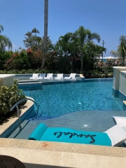 Sandels Ressort am Pool Jamaika