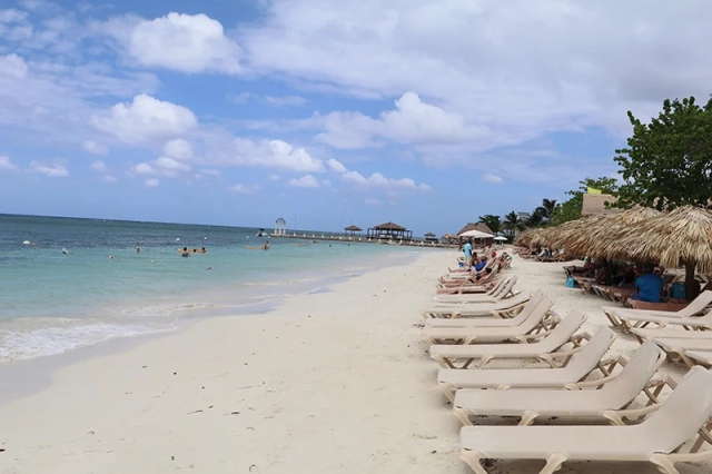 Strand Sandels Ressort Jamaika