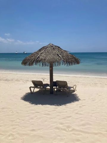 Sonnenliegen Sandels Ressort Jamaika