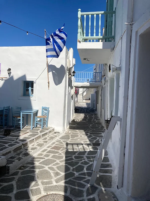 Paros Griechenland Naoussa Fischerdorf Strassen
