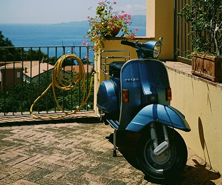 Maratea - Basilikata, Italien Ferien, Vespa
